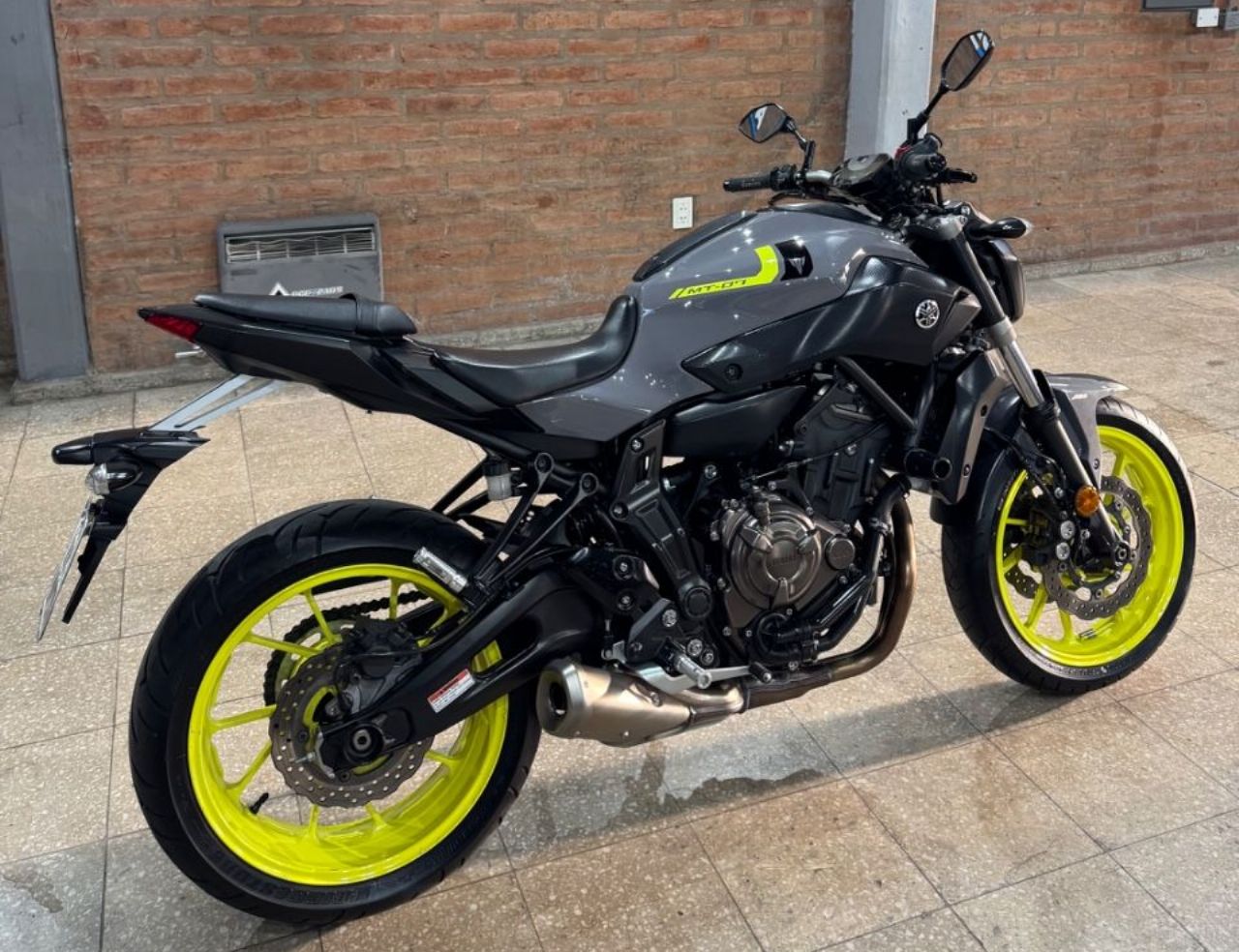 Yamaha MT Usada en San Juan, deRuedas
