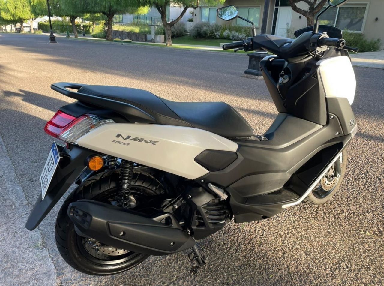 Yamaha NM-X Usada en Mendoza, deRuedas