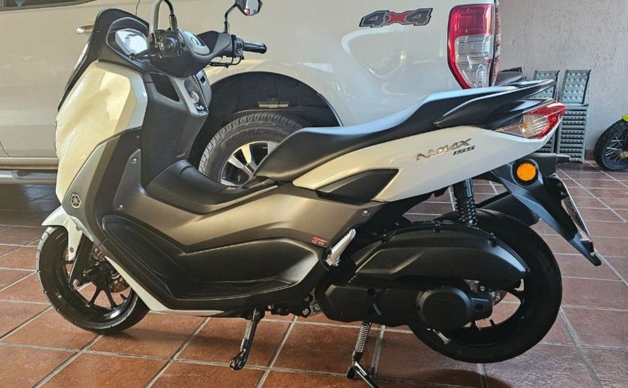 Yamaha NM-X Usada en Mendoza, deRuedas
