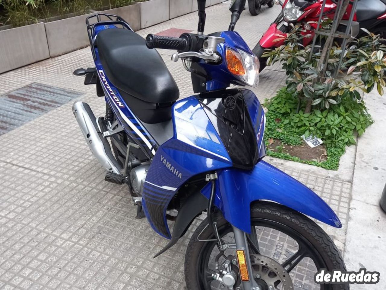 Yamaha New Crypton Usada en Buenos Aires, deRuedas