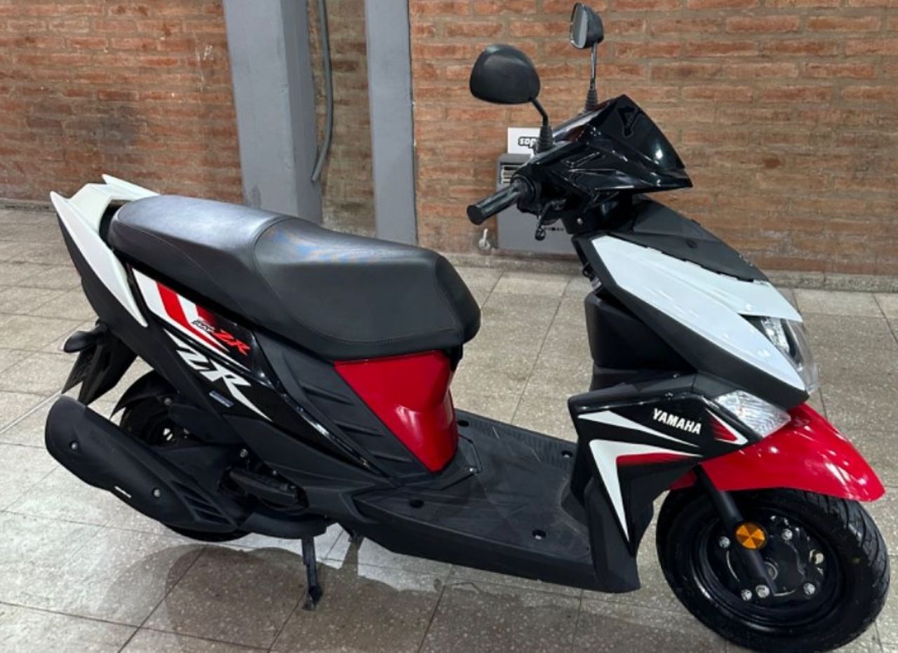 Yamaha RAY ZR Usada en San Juan, deRuedas
