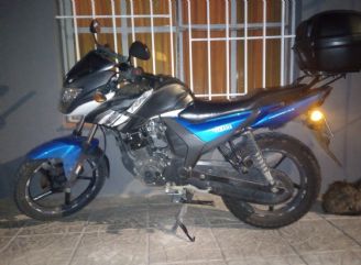 Yamaha SZ RR Usada en Mendoza