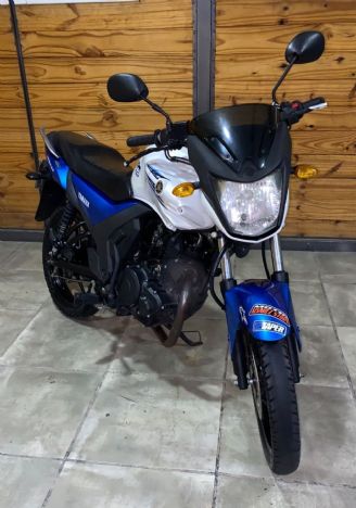Yamaha SZ RR Usada en Mendoza