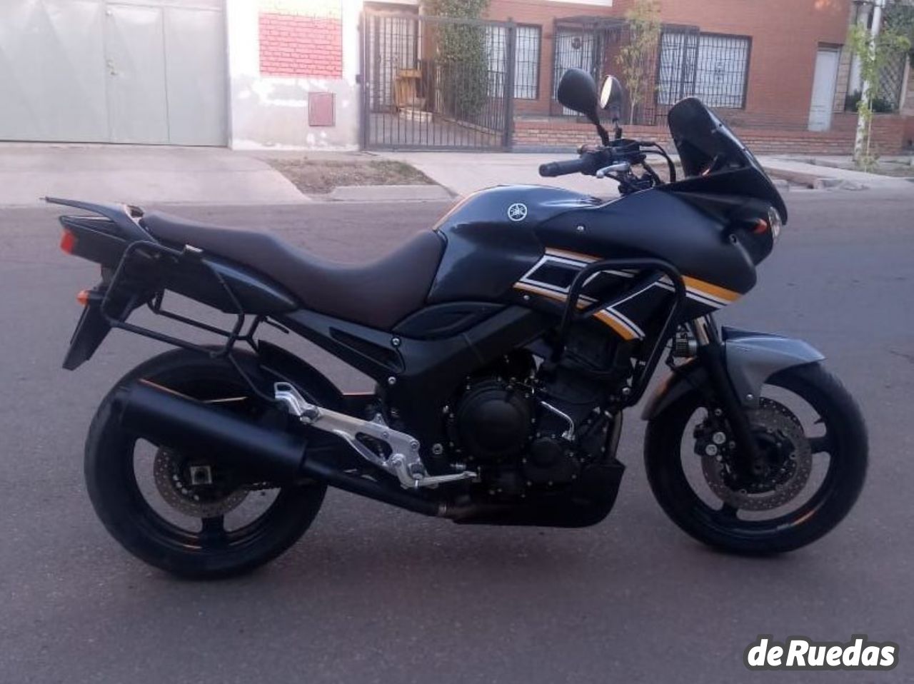 Yamaha TDM Usada en Mendoza, deRuedas