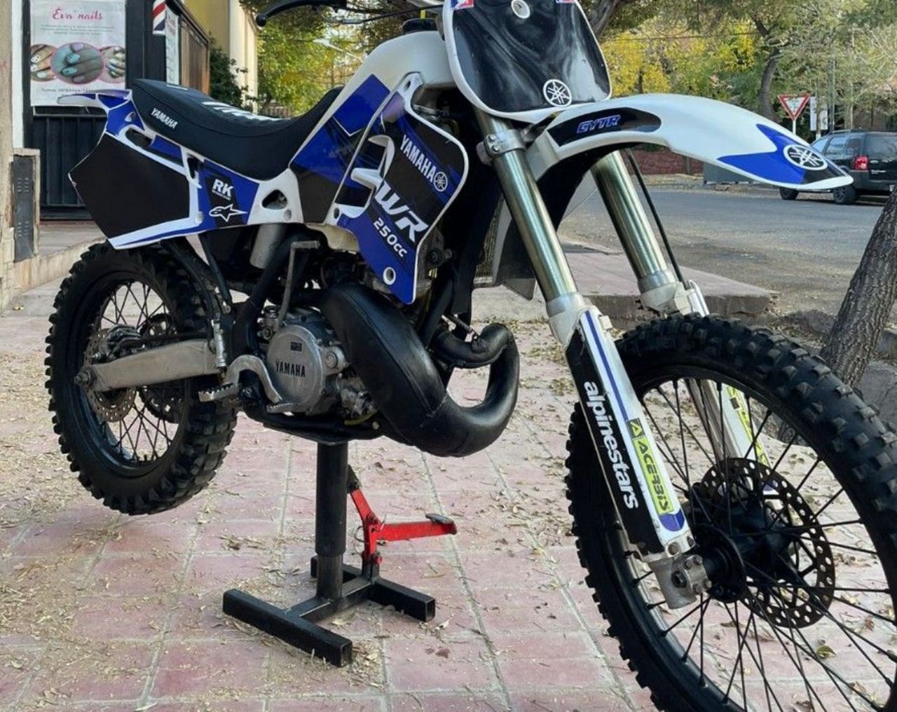 Yamaha WR Usada en Mendoza, deRuedas