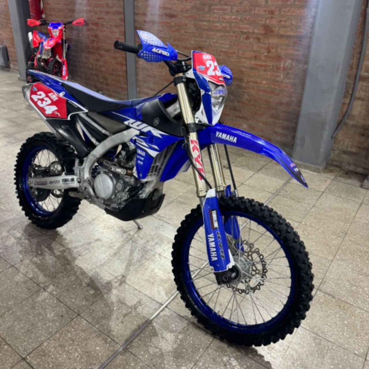 Yamaha WRF Usada en San Juan, deRuedas