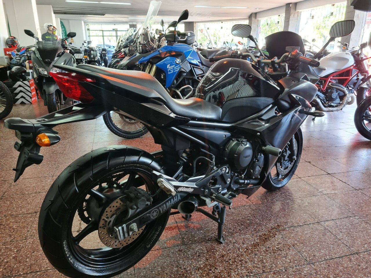 Yamaha XJ Usada en Mendoza, deRuedas