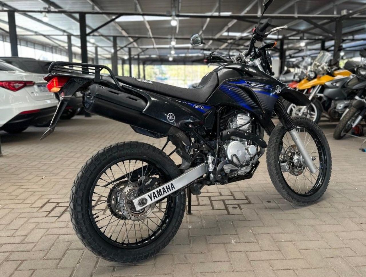 Yamaha XTZ Usada en Córdoba, deRuedas