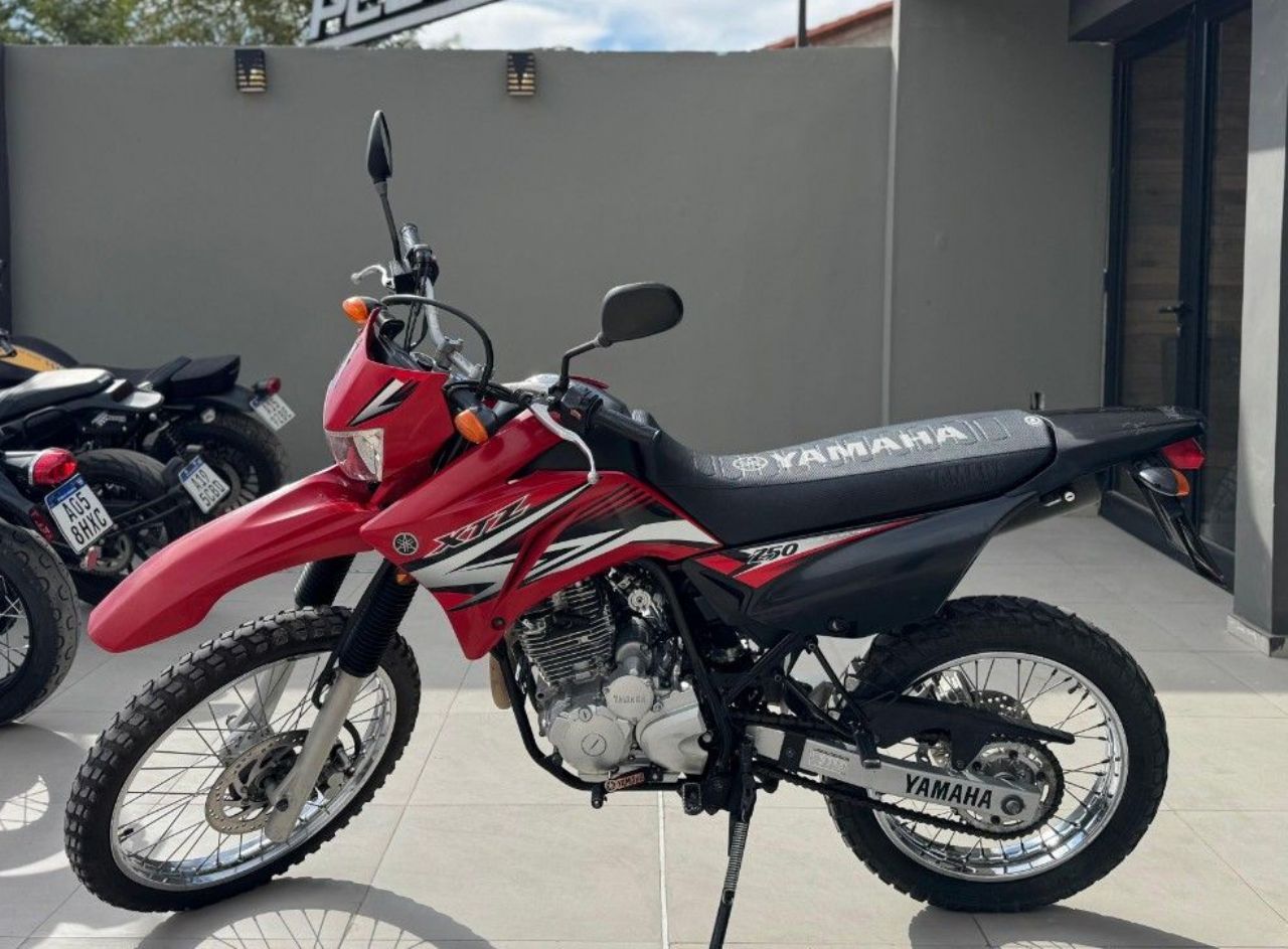 Yamaha XTZ Usada en San Juan, deRuedas
