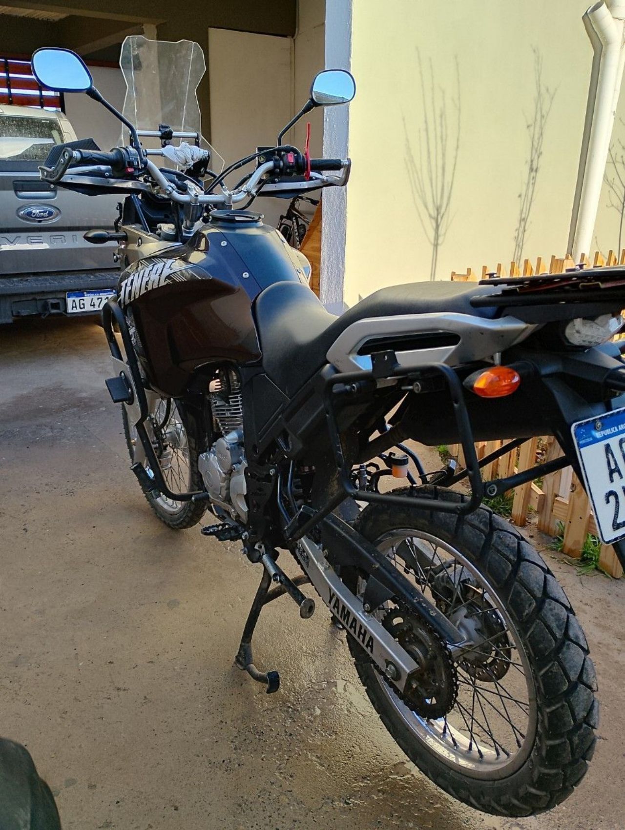 Yamaha XTZ Usada en Santa Cruz, deRuedas