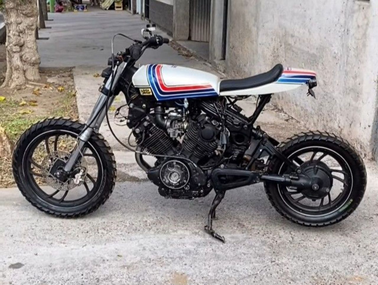 Yamaha XV Usada en Mendoza, deRuedas