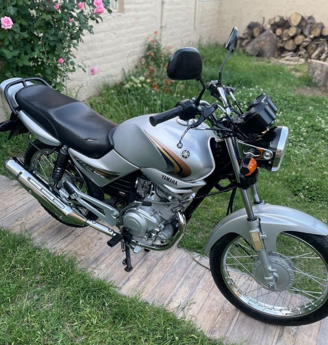 Yamaha YBR Usada en Mendoza, deRuedas