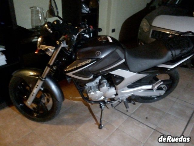 Yamaha YBR Usada en Mendoza, deRuedas