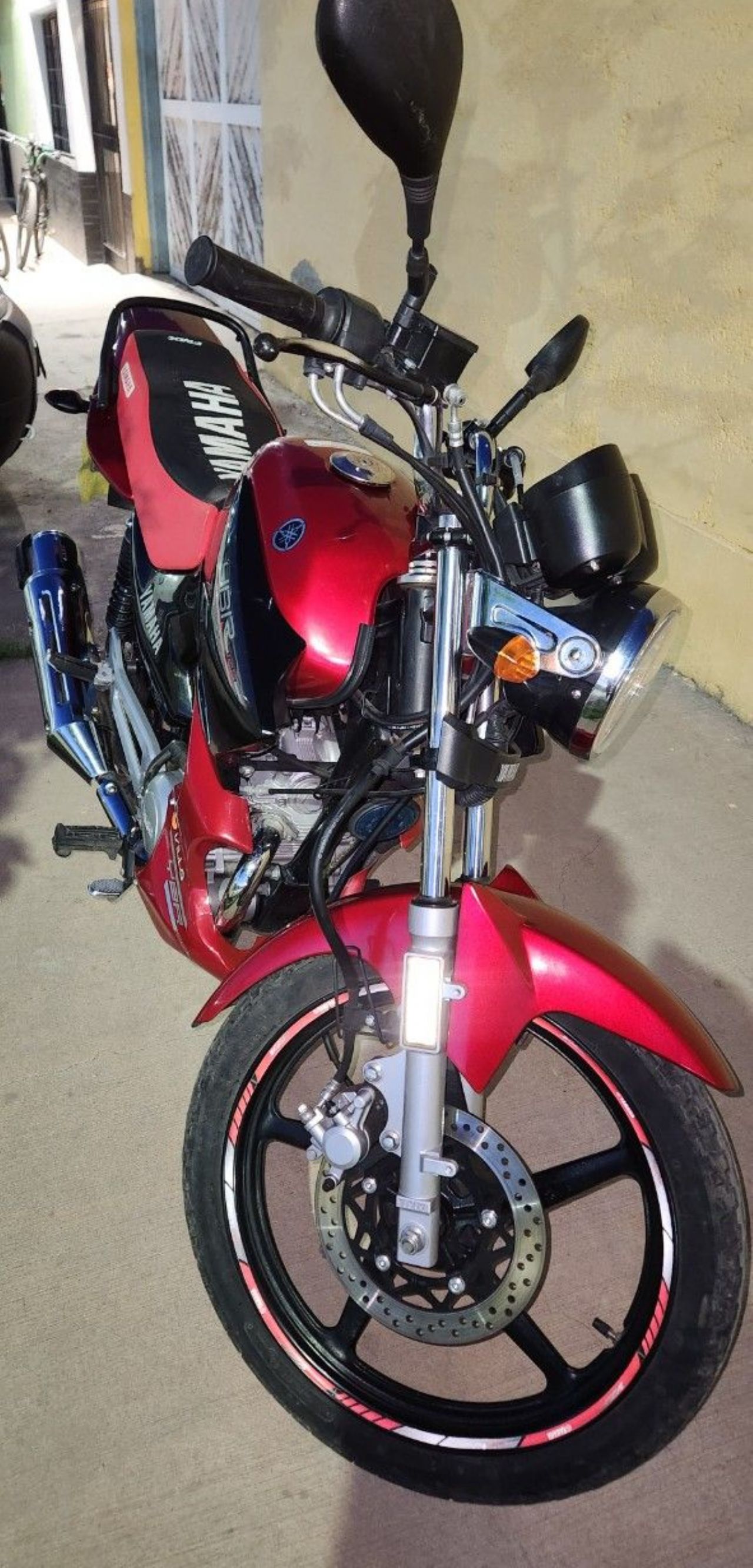Yamaha YBR Usada en Mendoza, deRuedas