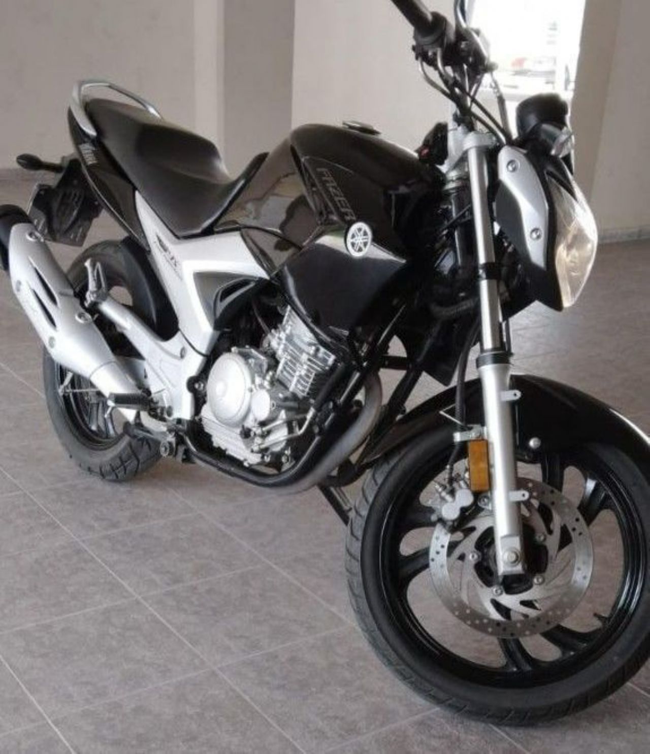 Yamaha YS Usada en Mendoza, deRuedas