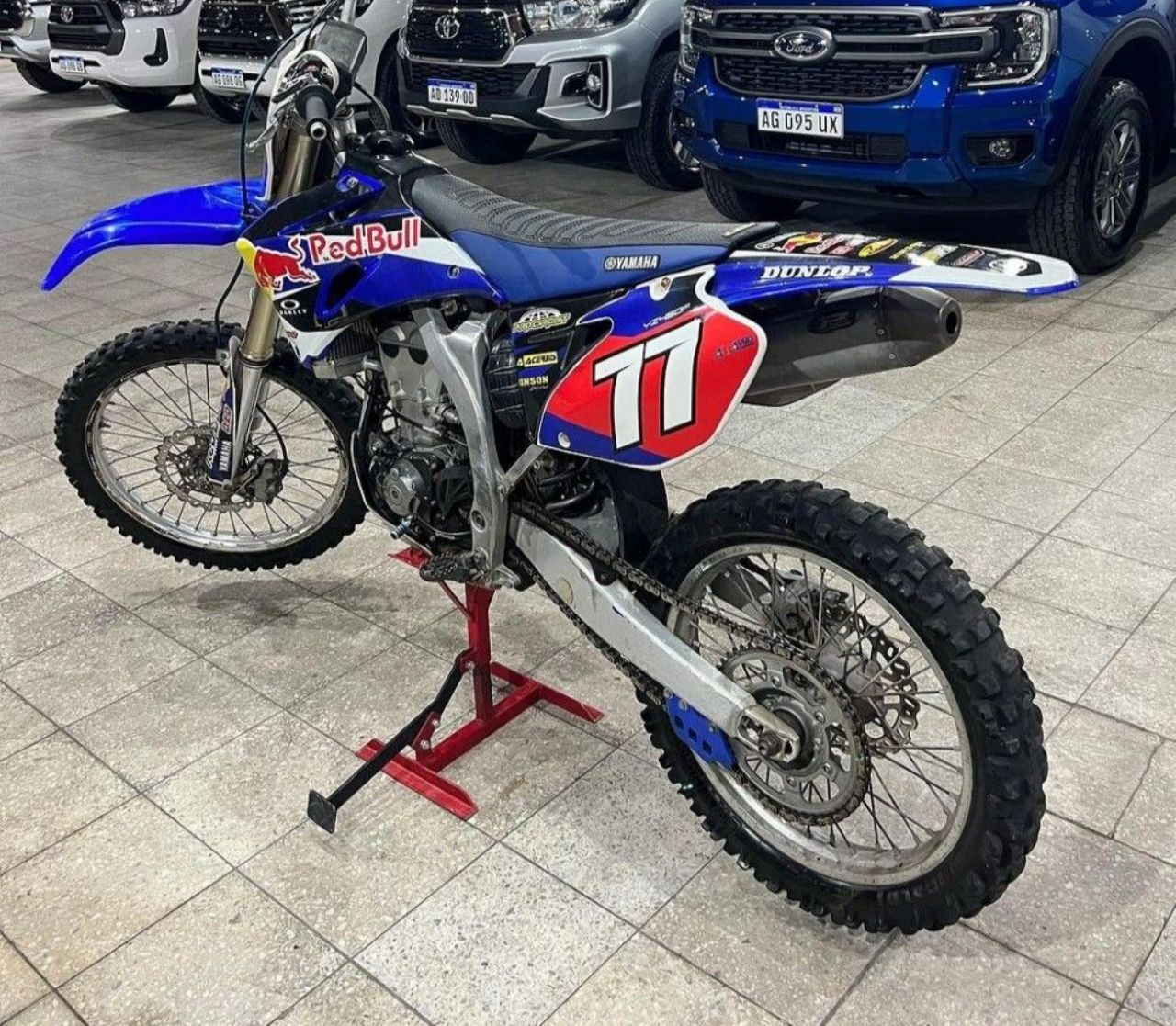 Yamaha YZ Usada en San Juan, deRuedas