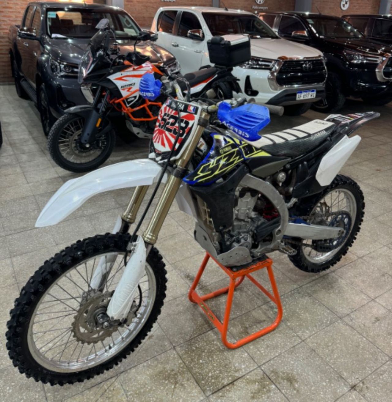 Yamaha YZ Usada en San Juan, deRuedas