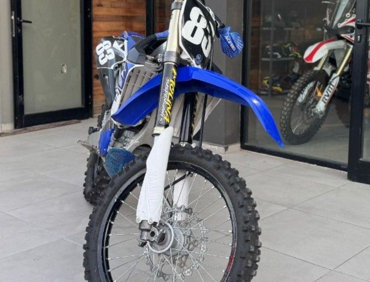 Yamaha YZ Usada en San Juan, deRuedas