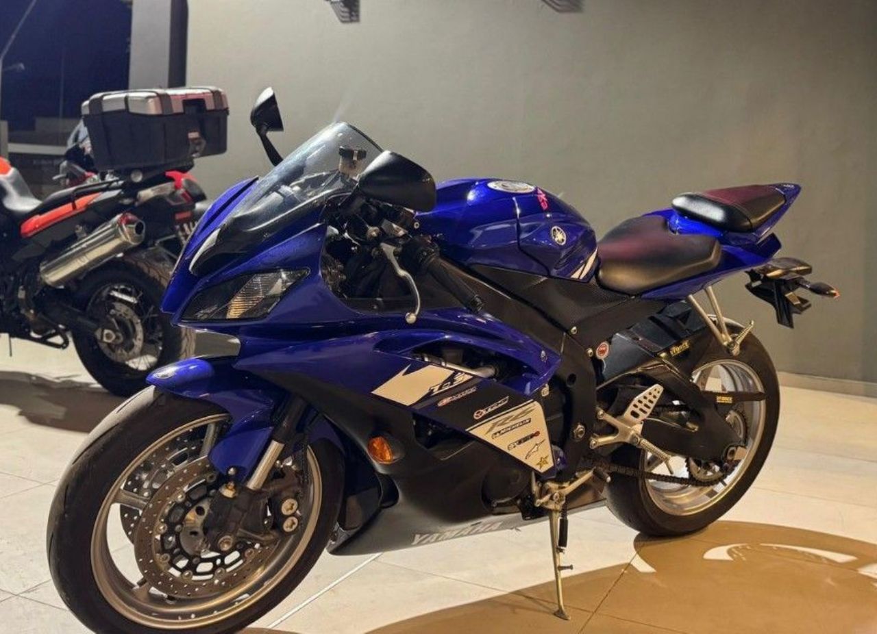 Yamaha YZF Usada en San Juan, deRuedas