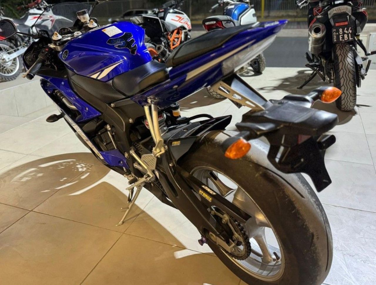 Yamaha YZF Usada en San Juan, deRuedas