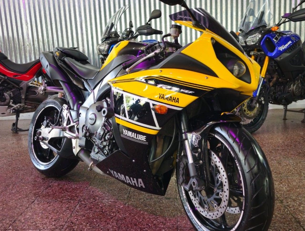 Yamaha YZF Usada en Mendoza, deRuedas