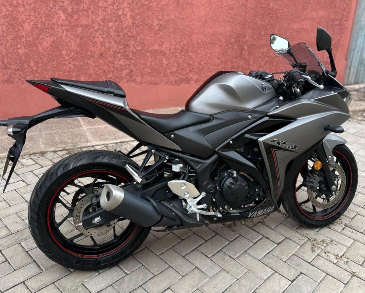 Yamaha YZF Usada en Mendoza, deRuedas