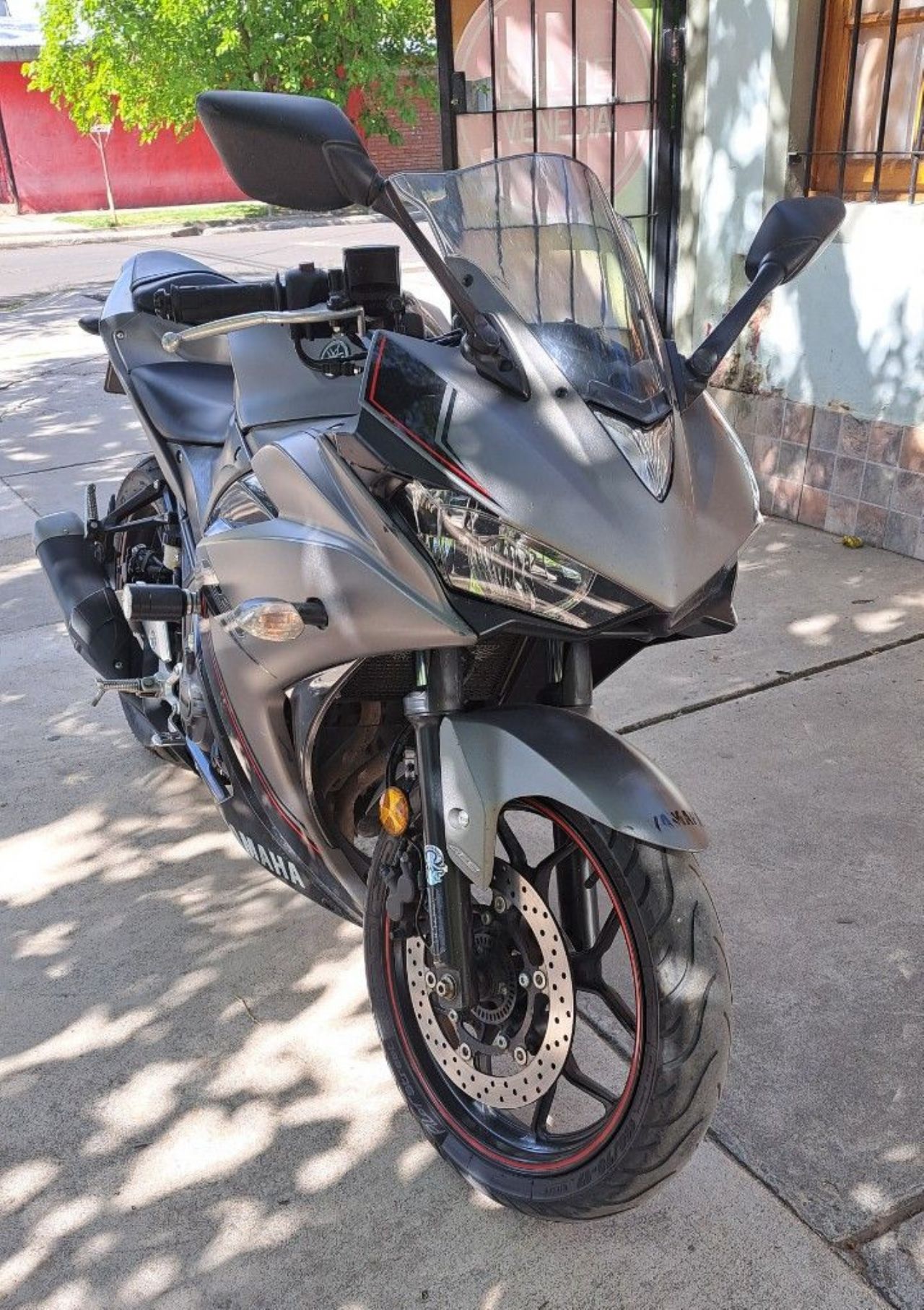 Yamaha YZF Usada en Mendoza, deRuedas