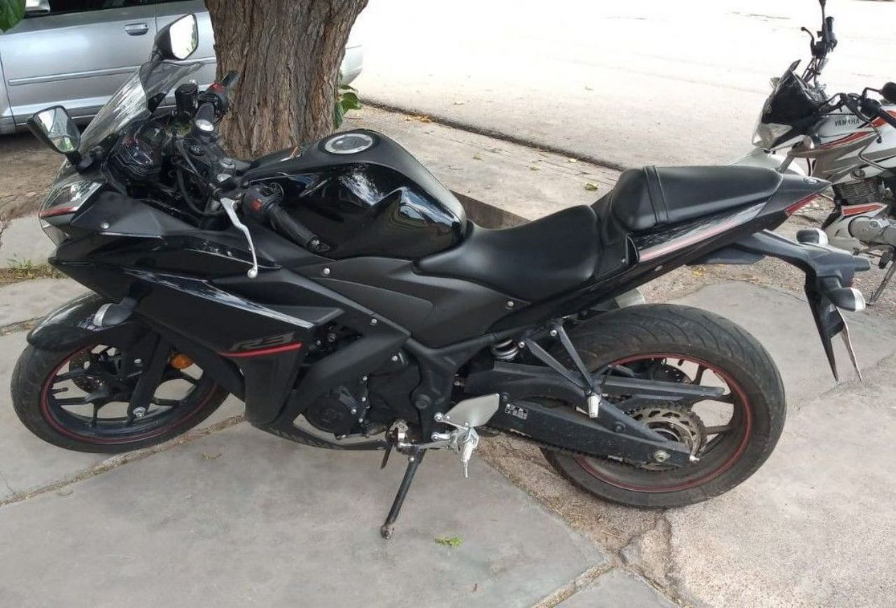 Yamaha YZF Usada en Mendoza, deRuedas