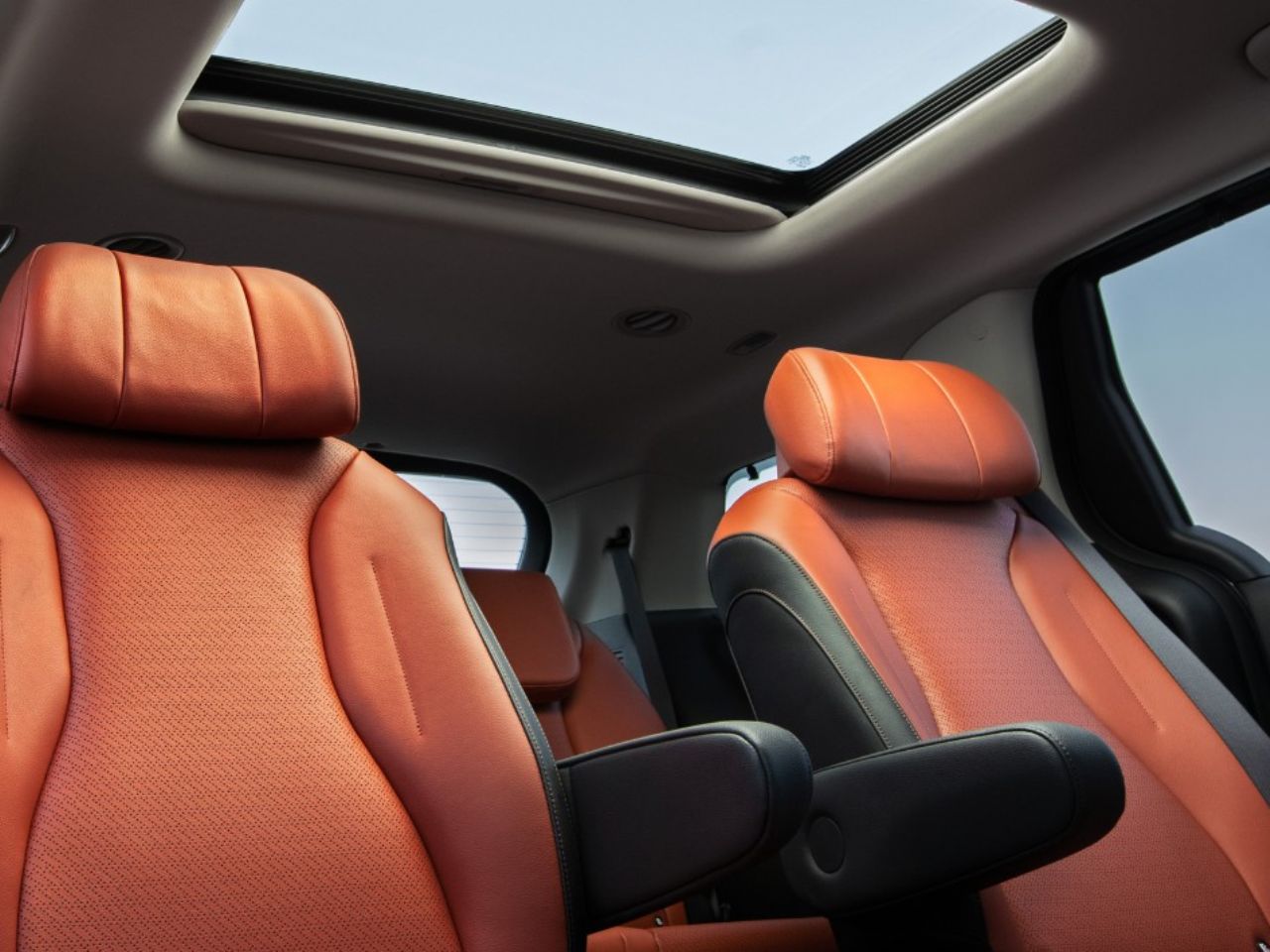 Kia Carnival Nuevo en Mendoza, deRuedas